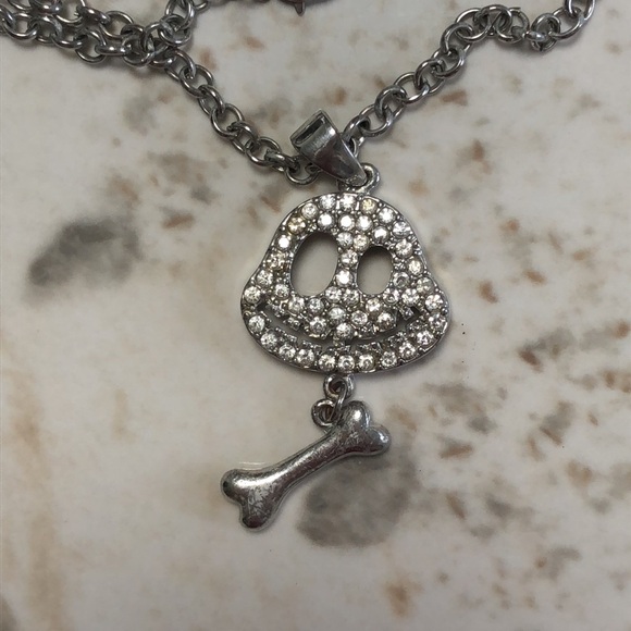 necklace - Picture 2 of 4